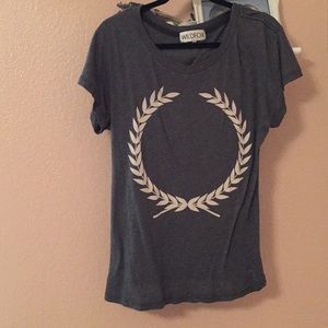 Grey graphic t shirt
